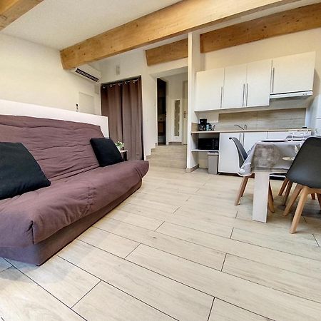 Le St Michel, T3 Clim Wifi Apartment Gigean Bagian luar foto