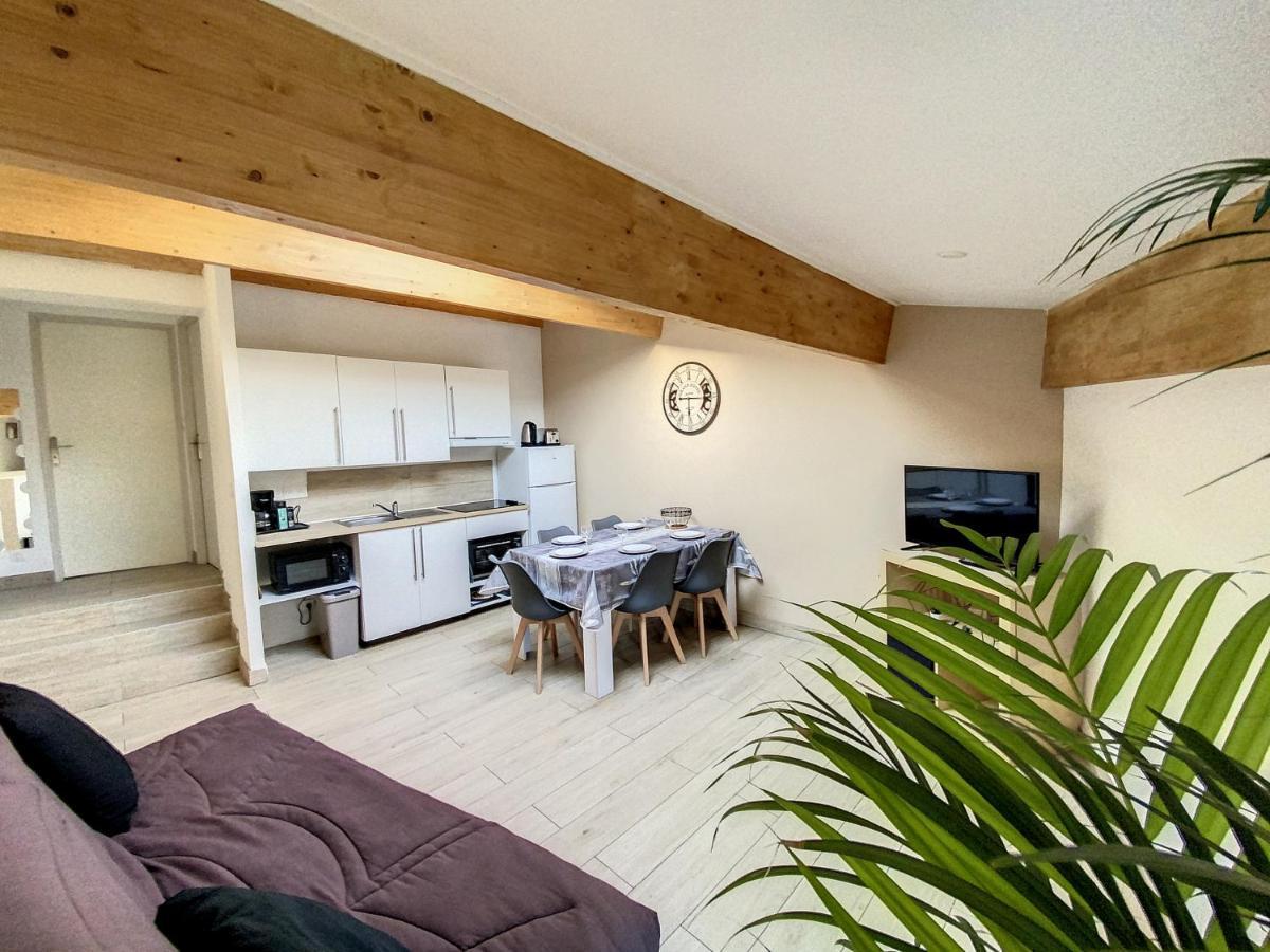 Le St Michel, T3 Clim Wifi Apartment Gigean Bagian luar foto