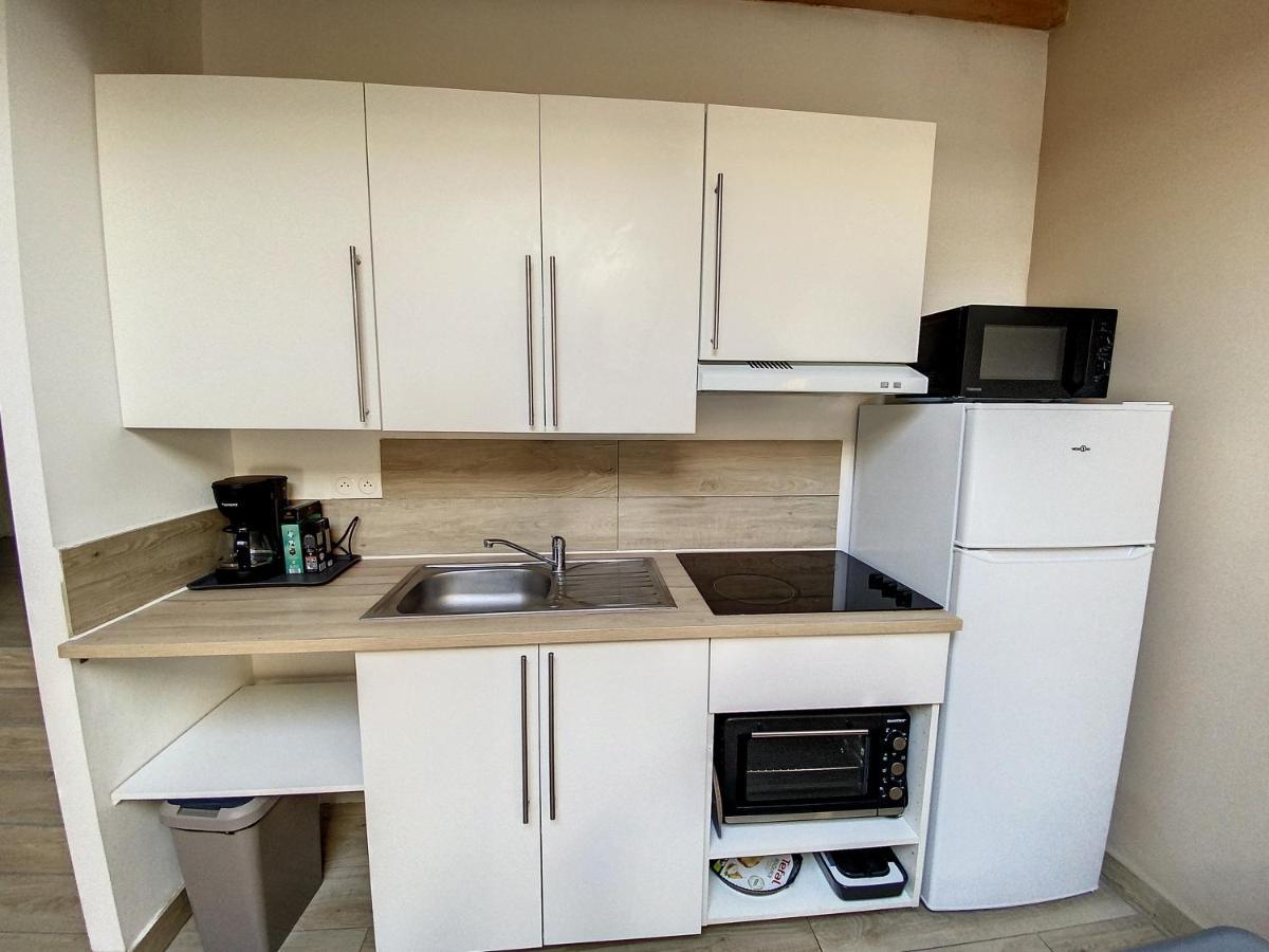 Le St Michel, T3 Clim Wifi Apartment Gigean Bagian luar foto